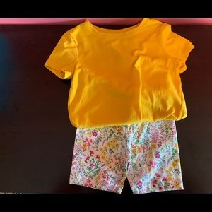 NWOT short and shirt set size 6/7 and 5T shorts